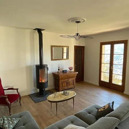 Avec Vue Panoramique Sur Les Montagnes 别墅 *