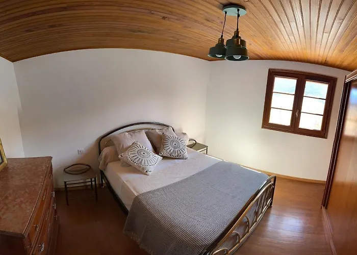 Avec Vue Panoramique Sur Les Montagnes Villa