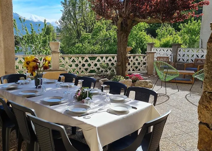 Avec Vue Panoramique Sur Les Montagnes Villa Corscia